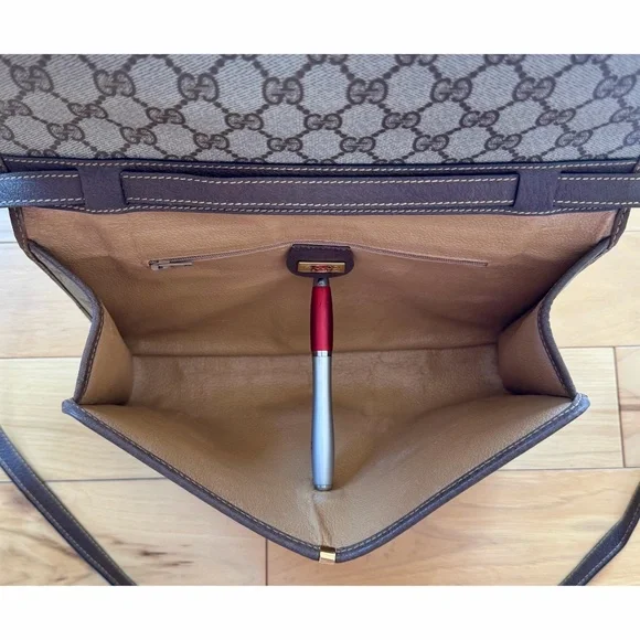 Authentic Vintage Gucci Brown Monogram Canvas Leather Flap Crossbody Clutch Bag - Picture 8 of 12